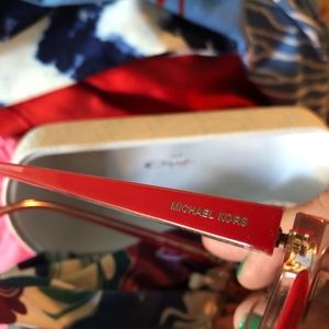 Like new Michael Kors sun glasses